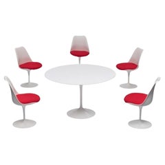 Eero Saarinen Dining Set for Knoll International