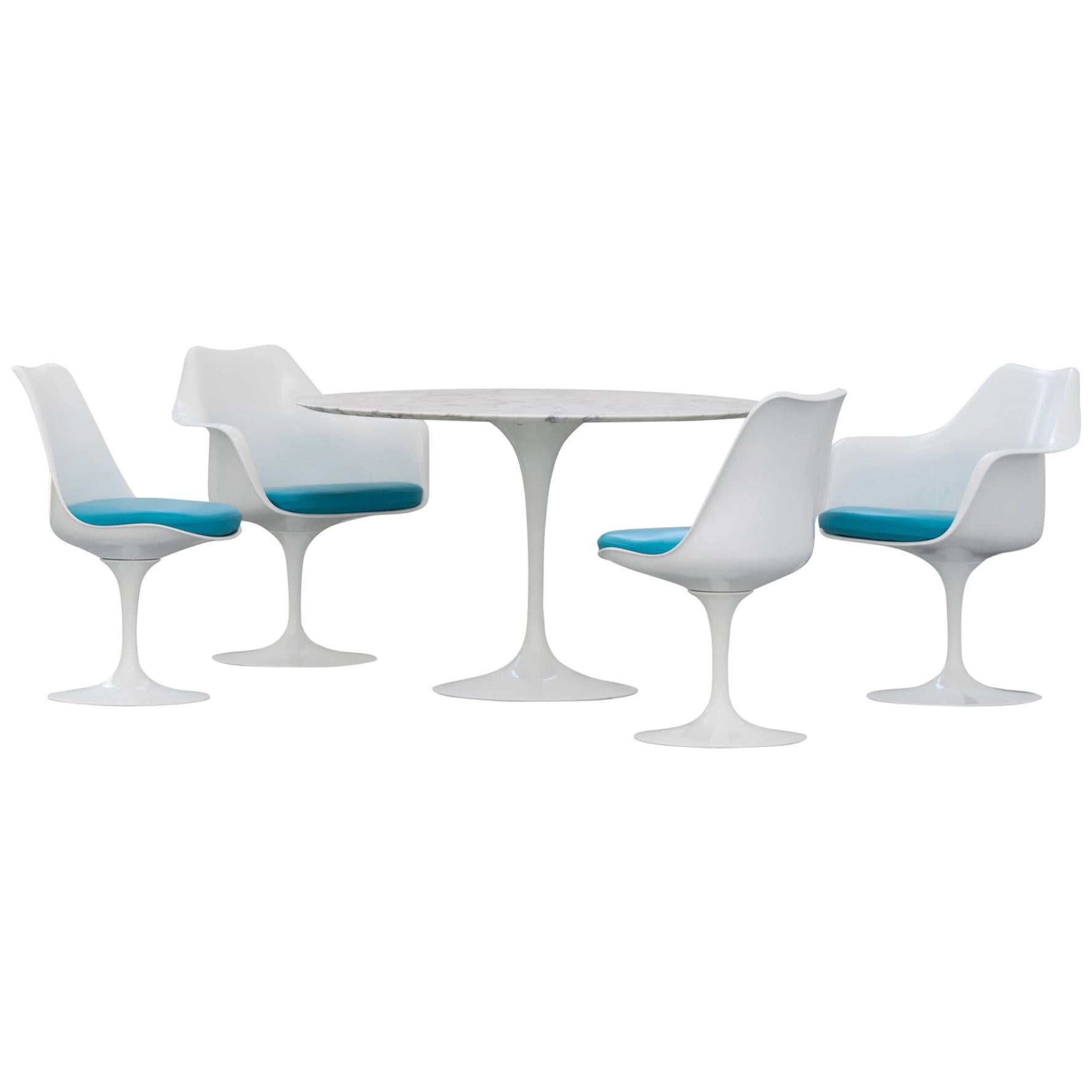 Eero Saarinen, Dining Table in Marble, by Knoll International Perfect