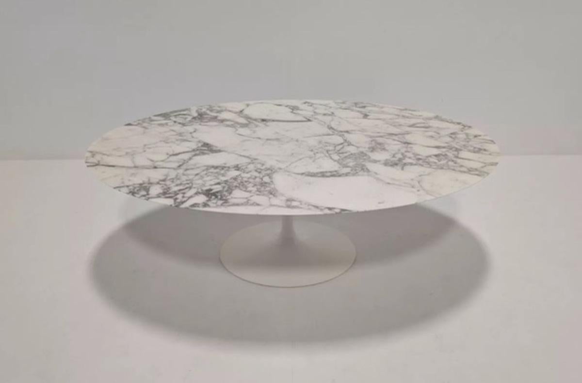 Eero Saarinen (1910-1961) was a renowned Finnish-American architect and designer, celebrated
for his significant influence on 20th-century modern design. Born in Kirkkonummi, Finland, he
moved to the United States with his family in 1923. After
