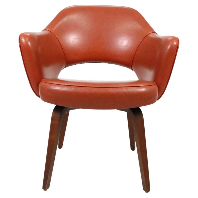 Eero Saarinen Executive Arm Chair for Knoll Associates For Sale