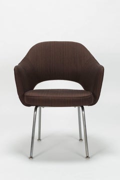 Eero Saarinen Executive Chair Salt and Pepper by Knoll International, 1960s