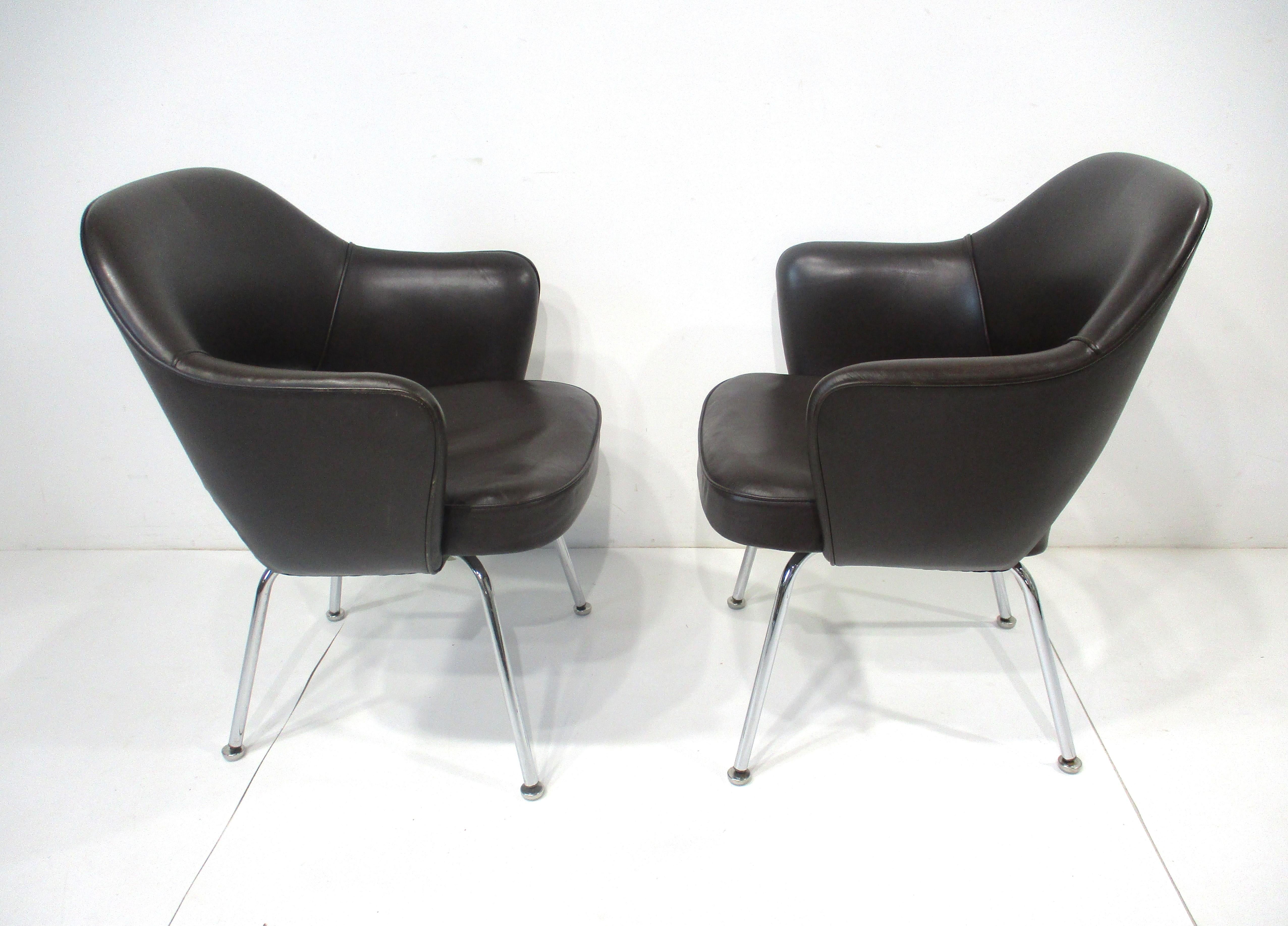 Eero Saarinen Executive Leather Arm Chairs by Knoll # M -71 In Good Condition In Cincinnati, OH