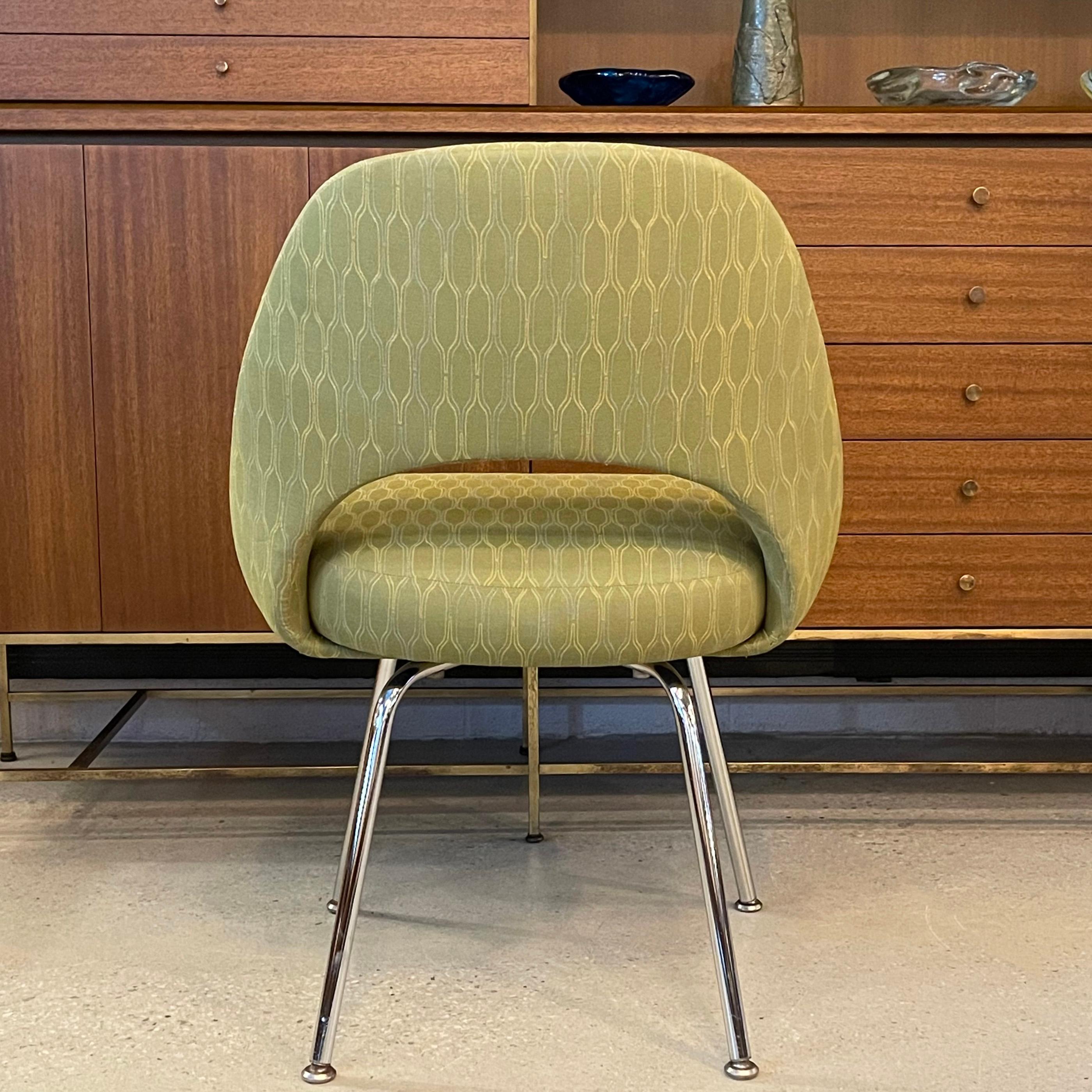 Eero Saarinen Executive Side Chair For Knoll In Good Condition For Sale In Brooklyn, NY