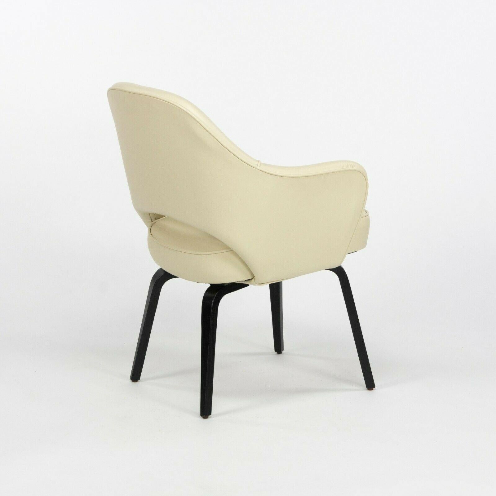 Eero Saarinen for Knoll 2020 Executive Armchair with Ivory Leather & Wood Legs In Good Condition For Sale In Philadelphia, PA