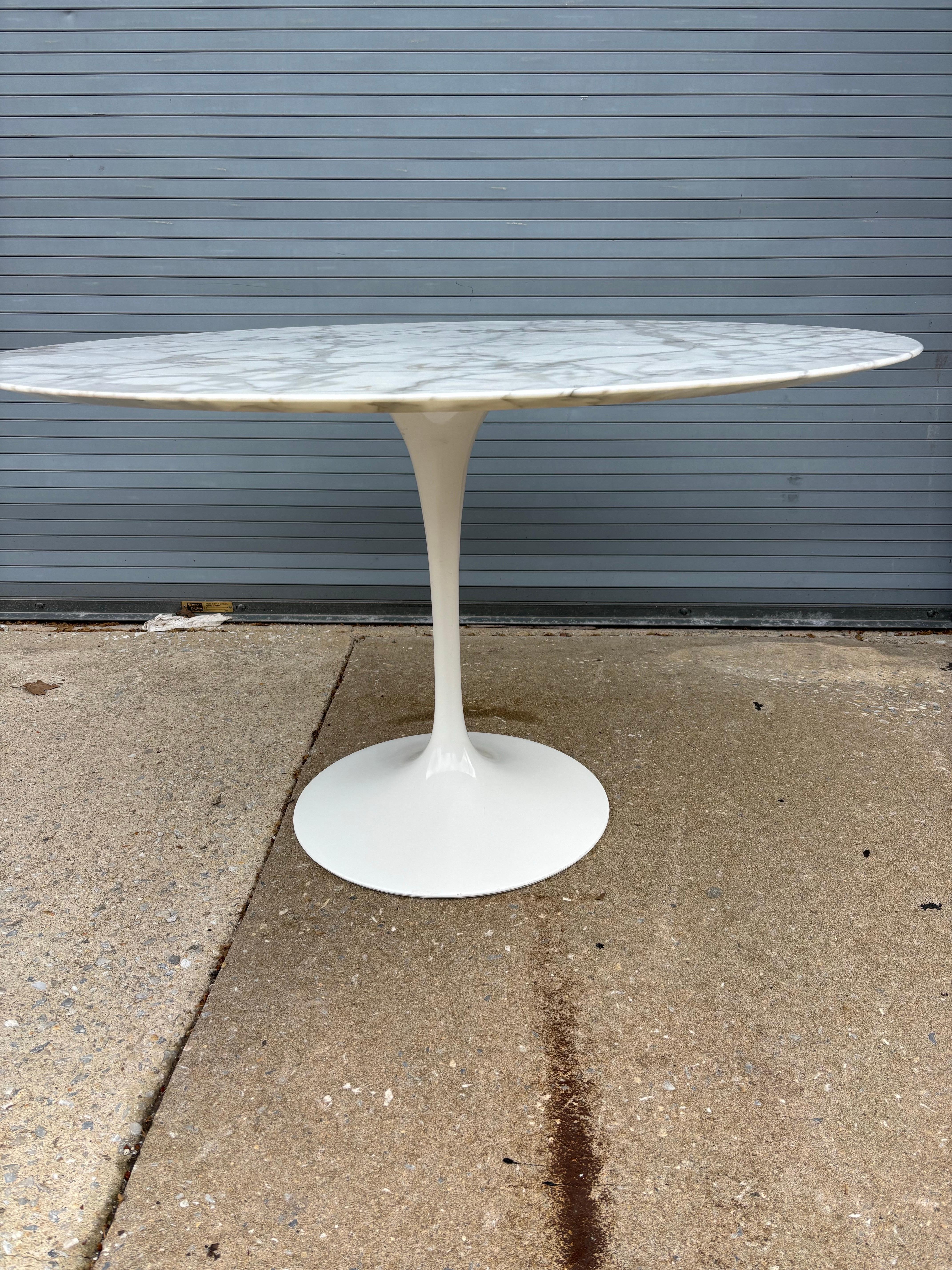 Table en marbre Eero Saarinen pour Knoll 47 2