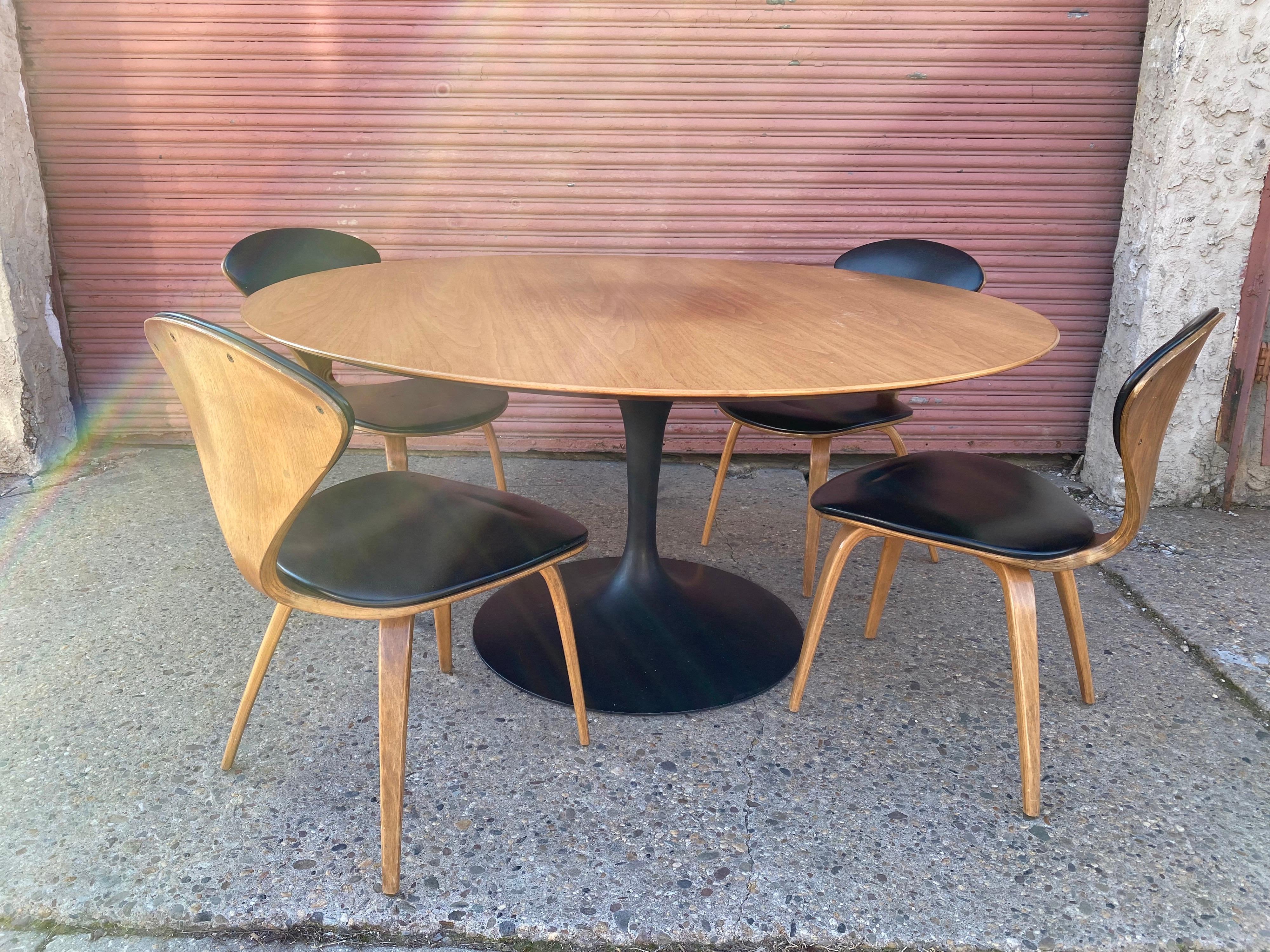 Eero Saarinen for Knoll Game Table and 4 Norman Cherner Side Chairs 7