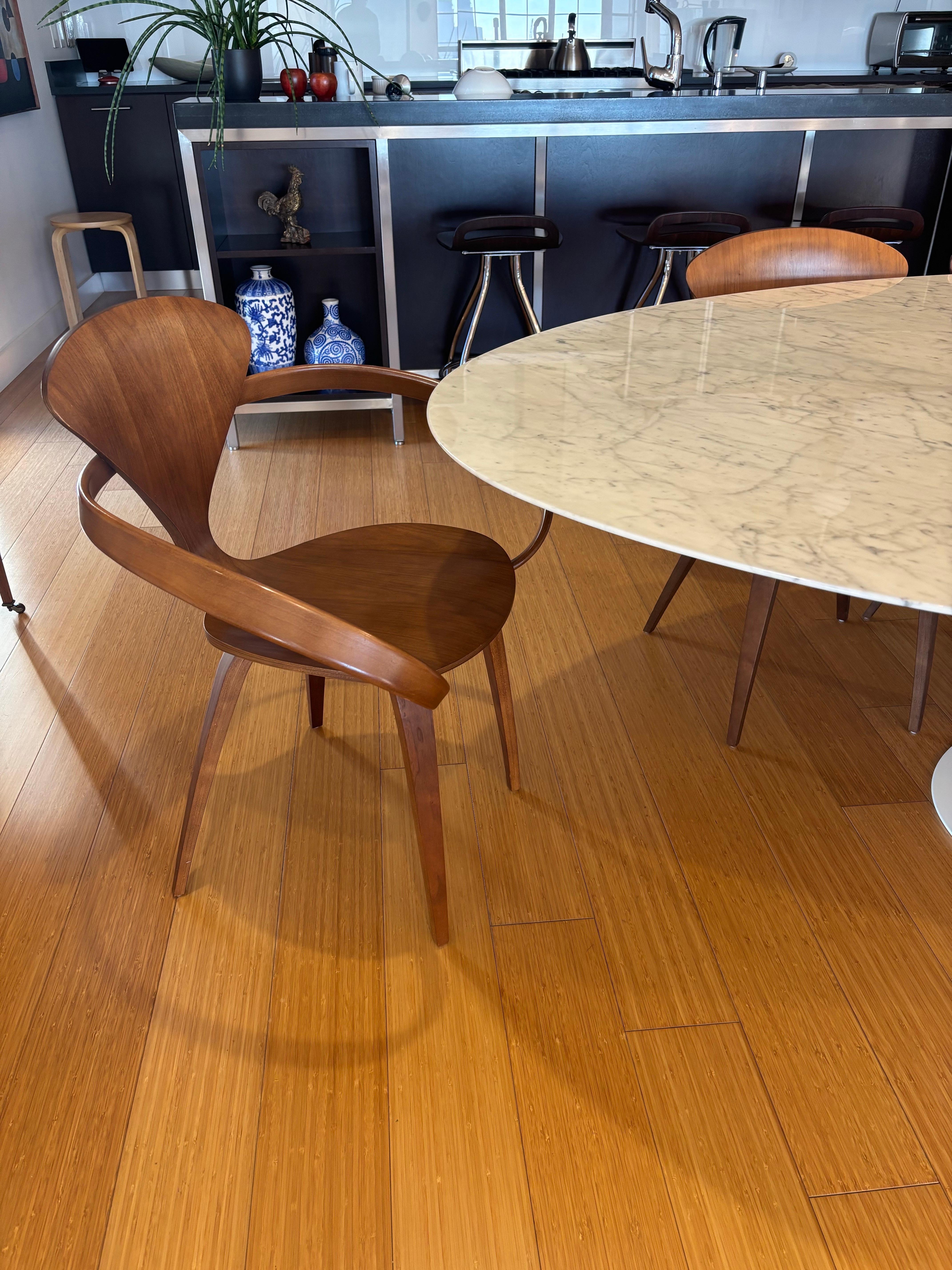 Eero Saarinen for Knoll 96