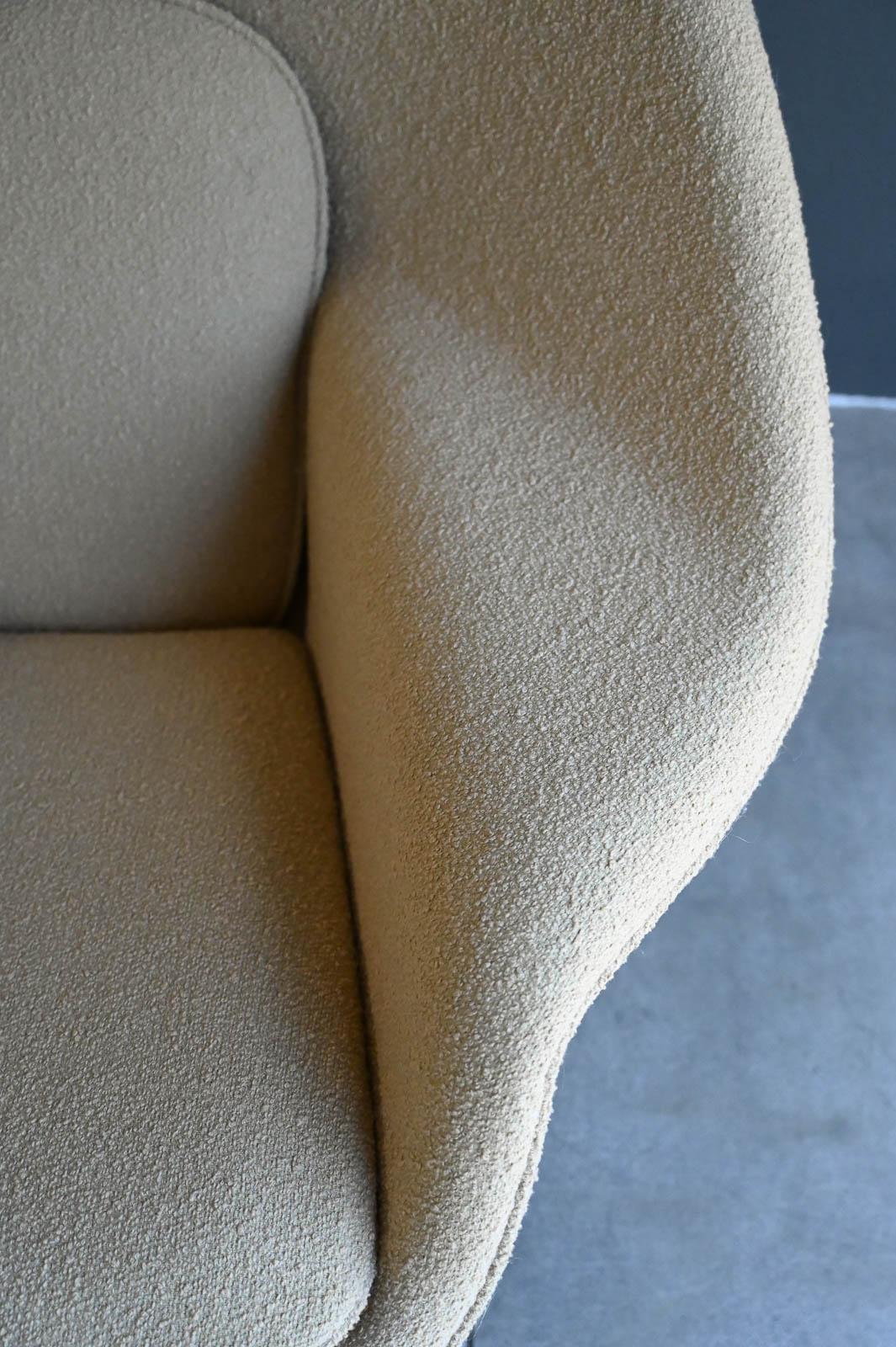 Eero Saarinen for Knoll Boucle Womb Chair, 2019 For Sale 3