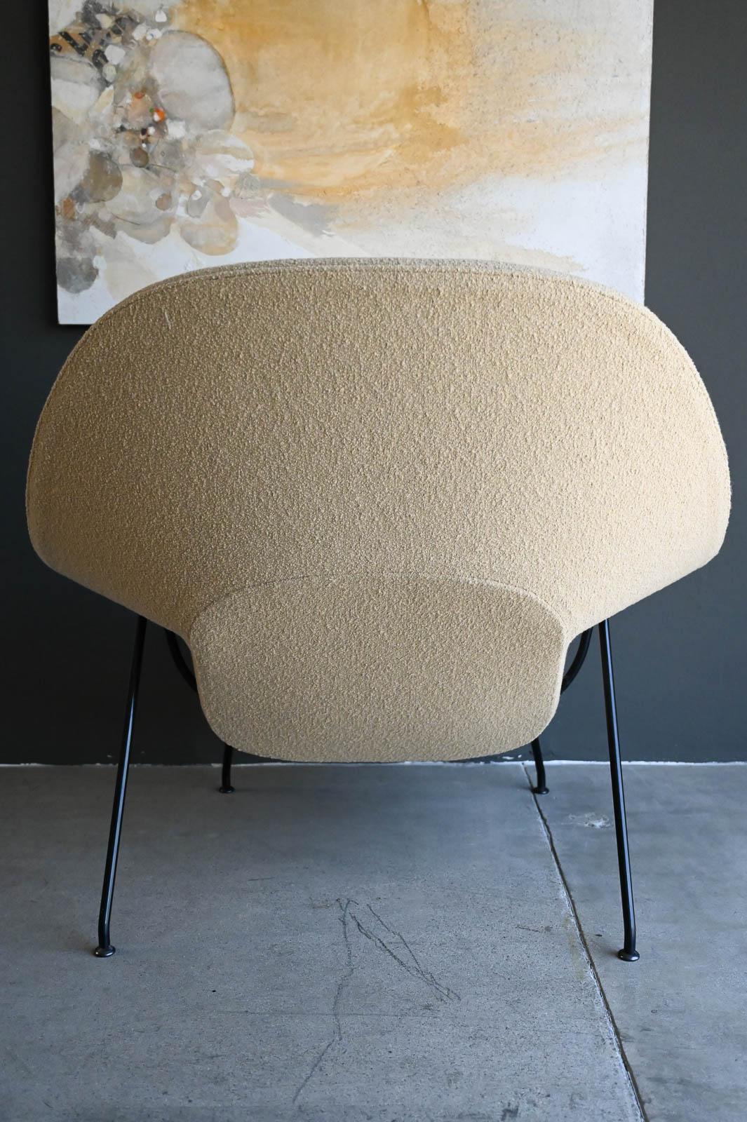 Bouclé Eero Saarinen for Knoll Boucle Womb Chair, 2019 For Sale