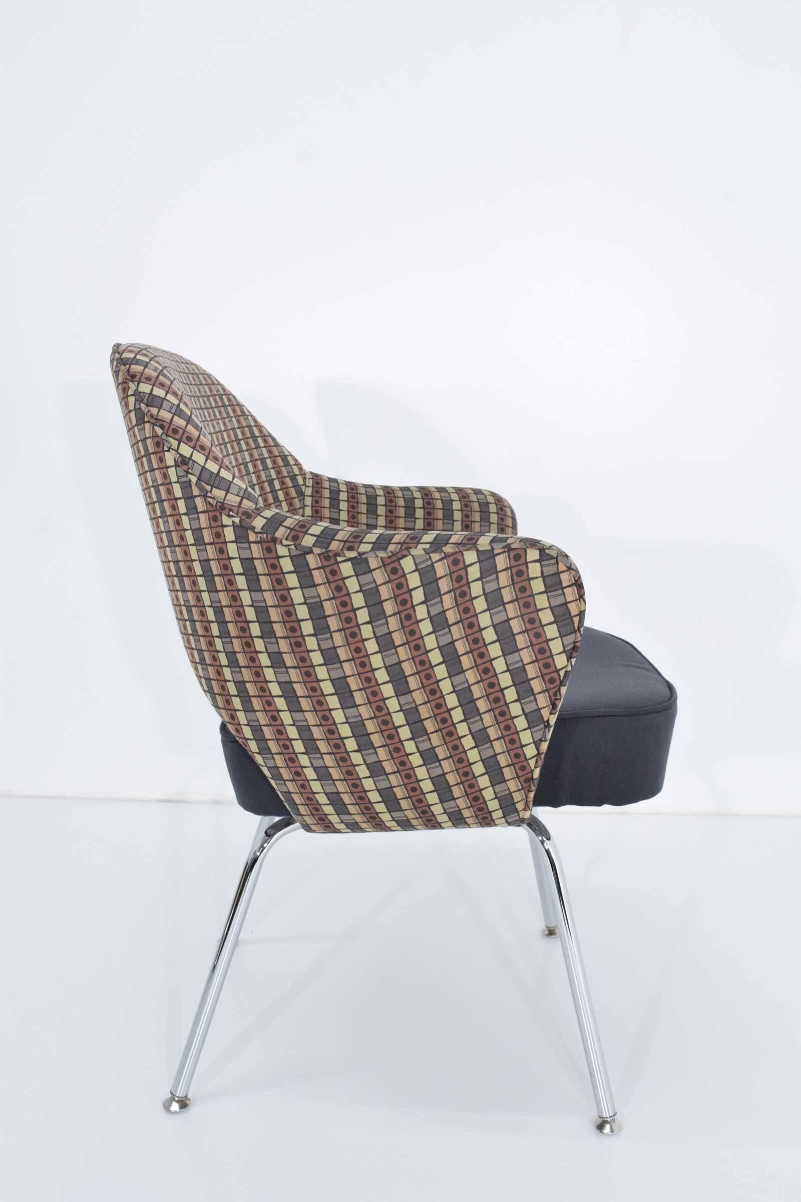 Mid-Century Modern Eero Saarinen for Knoll Executive Armchairs For Sale