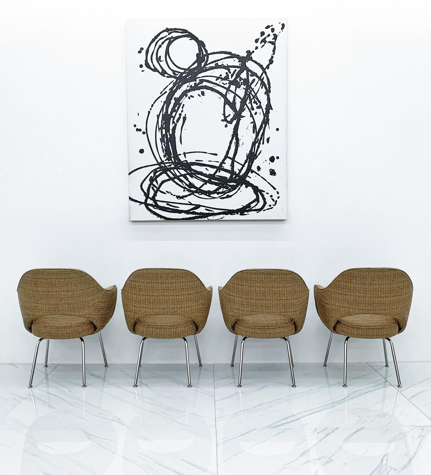 XXI secolo e contemporaneo Eero Saarinen per Knoll Poltrone Executive in tweed personalizzato in vendita