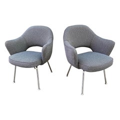 Eero Saarinen for Knoll Executive Pair of Chairs