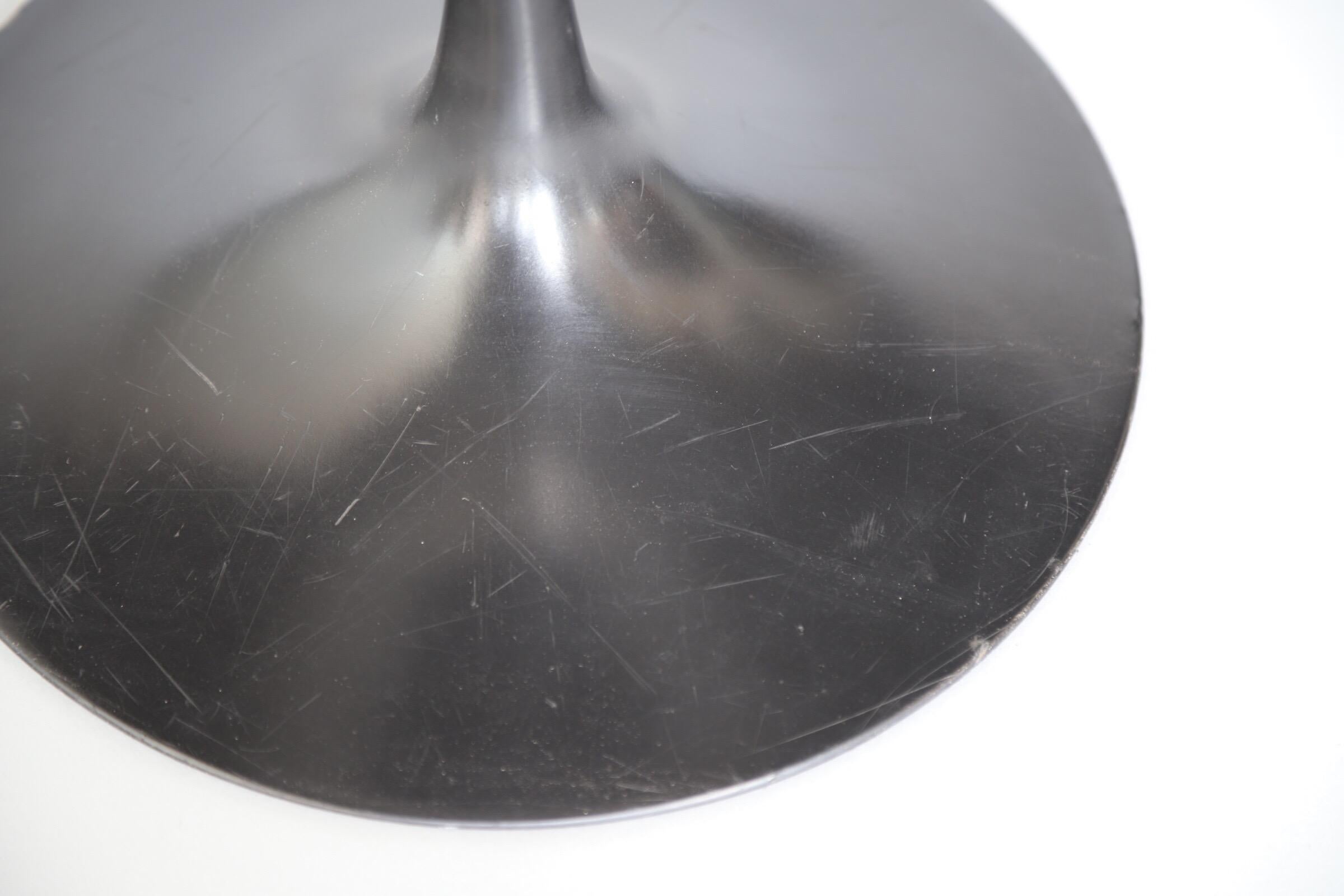 American Eero Saarinen for Knoll International, Black Tulip Ashtray