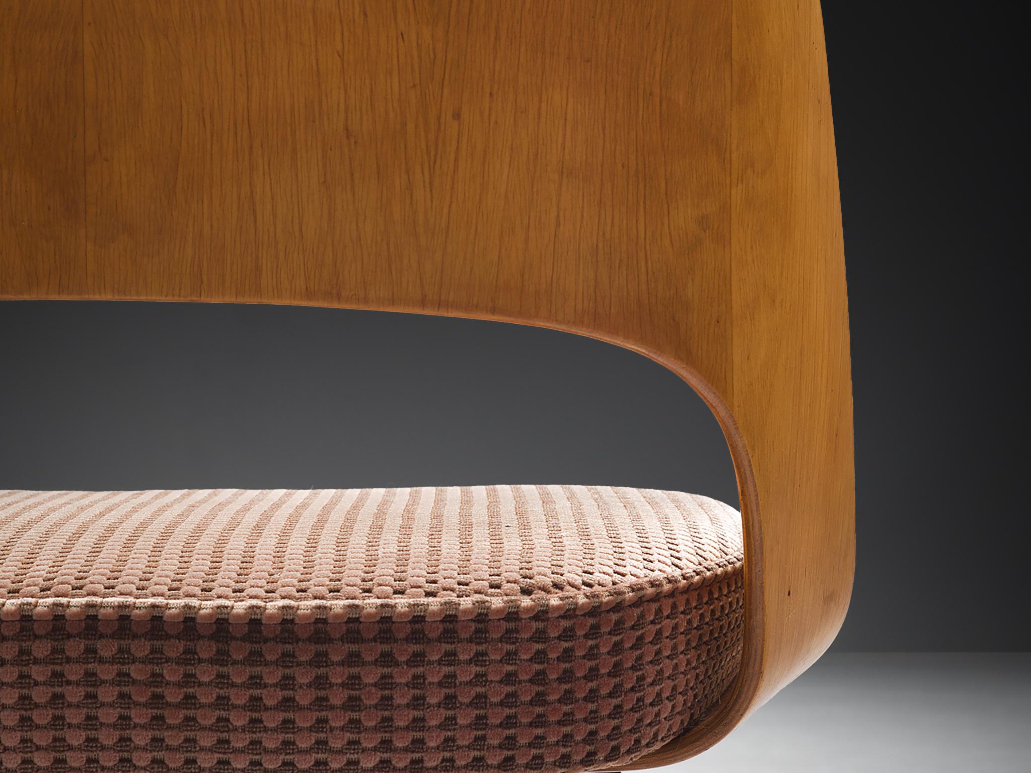 Mid-Century Modern Eero Saarinen pour Knoll International Chaise de salle à manger en contreplaqué en vente