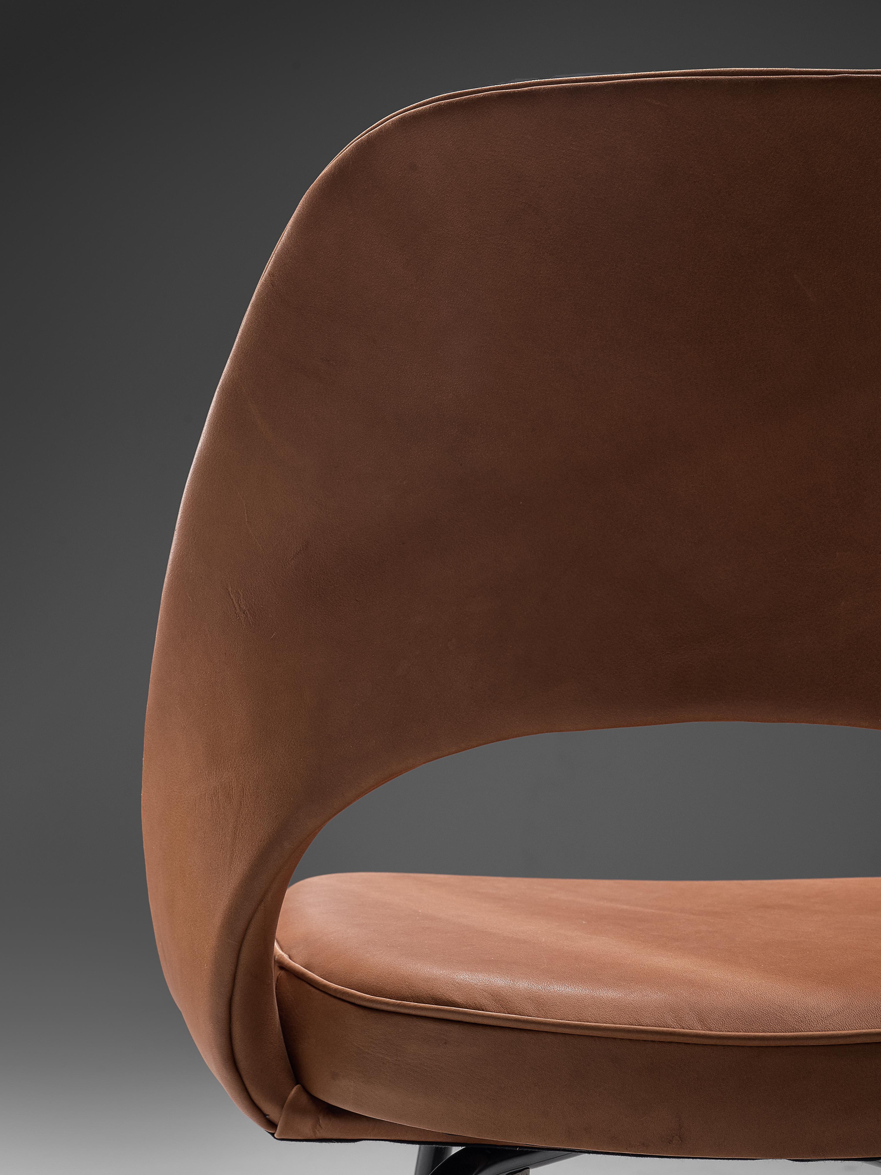 Mid-Century Modern Eero Saarinen for Knoll International Dining Chairs in Brown Leather