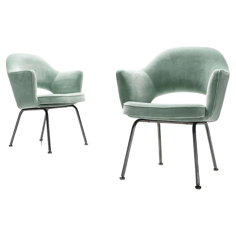 Eero Saarinen for Knoll International Pair of Dining Chairs in Mint