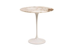 Eero Saarinen, for Knoll International. Round “Tulip” side table. Circa 1950