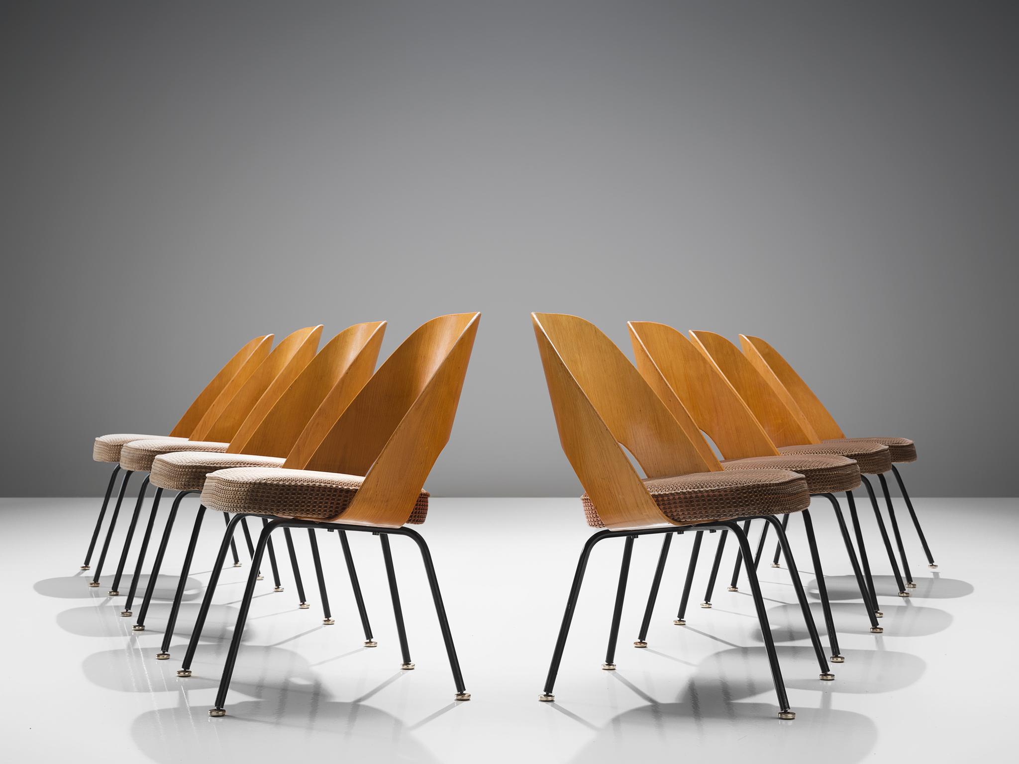 Mid-Century Modern Eero Saarinen for Knoll International Set of 8 Chairs Model 72
