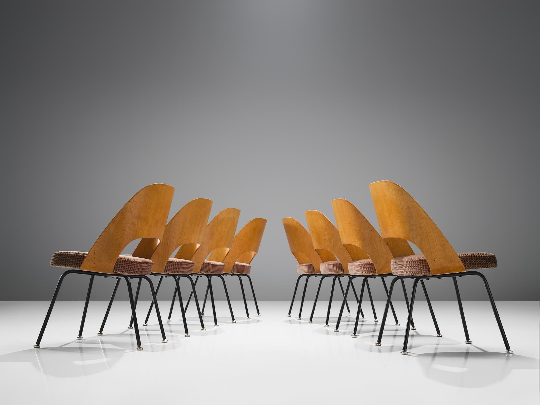 American Eero Saarinen for Knoll International Set of 8 Chairs Model 72