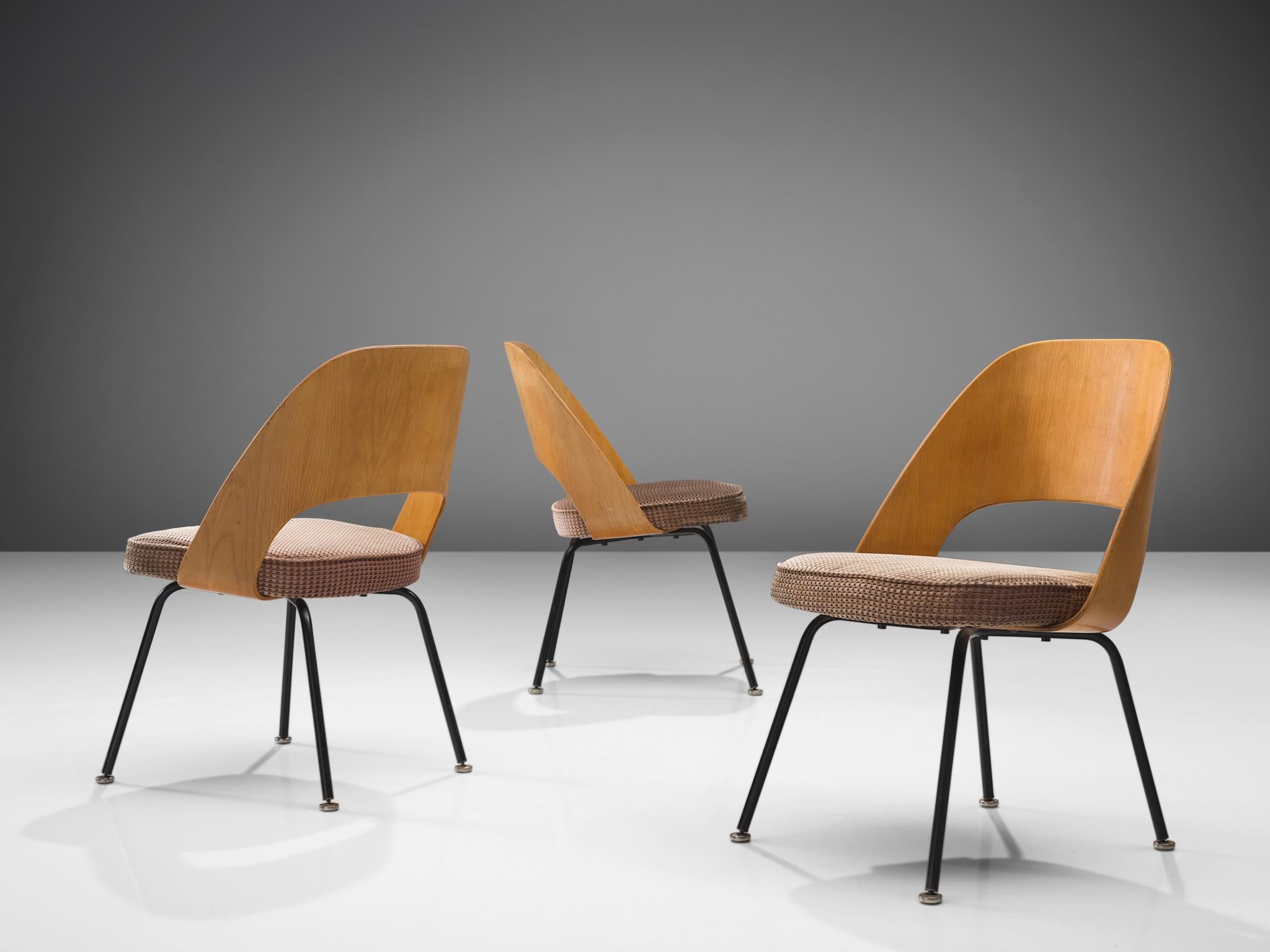 Eero Saarinen for Knoll International Set of 8 Chairs Model 72 In Good Condition In Waalwijk, NL