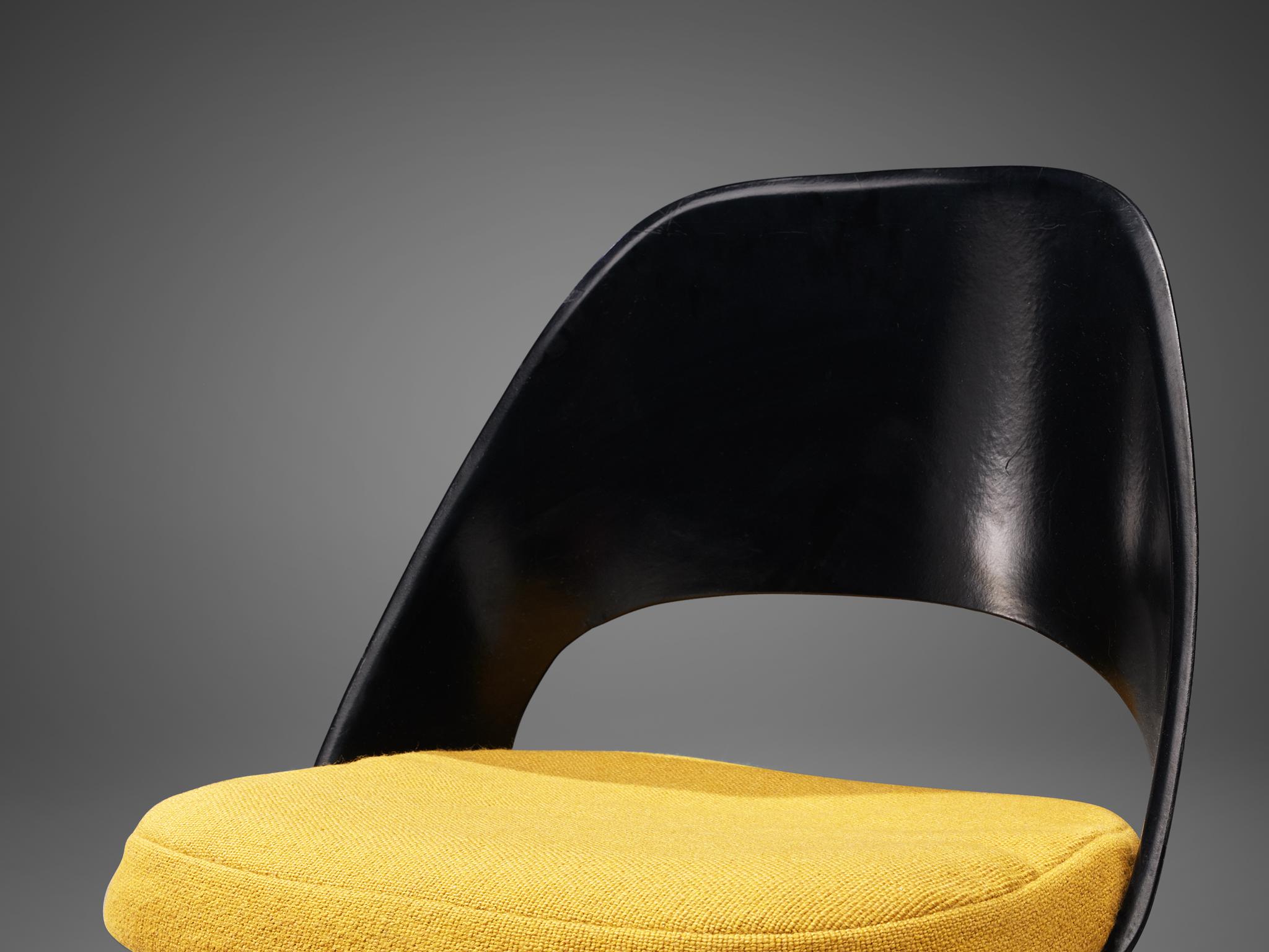 Ensemble de six chaises de salle à manger Eero Saarinen pour Knoll International  en vente 7