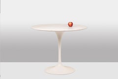 Eero Saarinen, for Knoll International. Tulip side table. Circa 1970