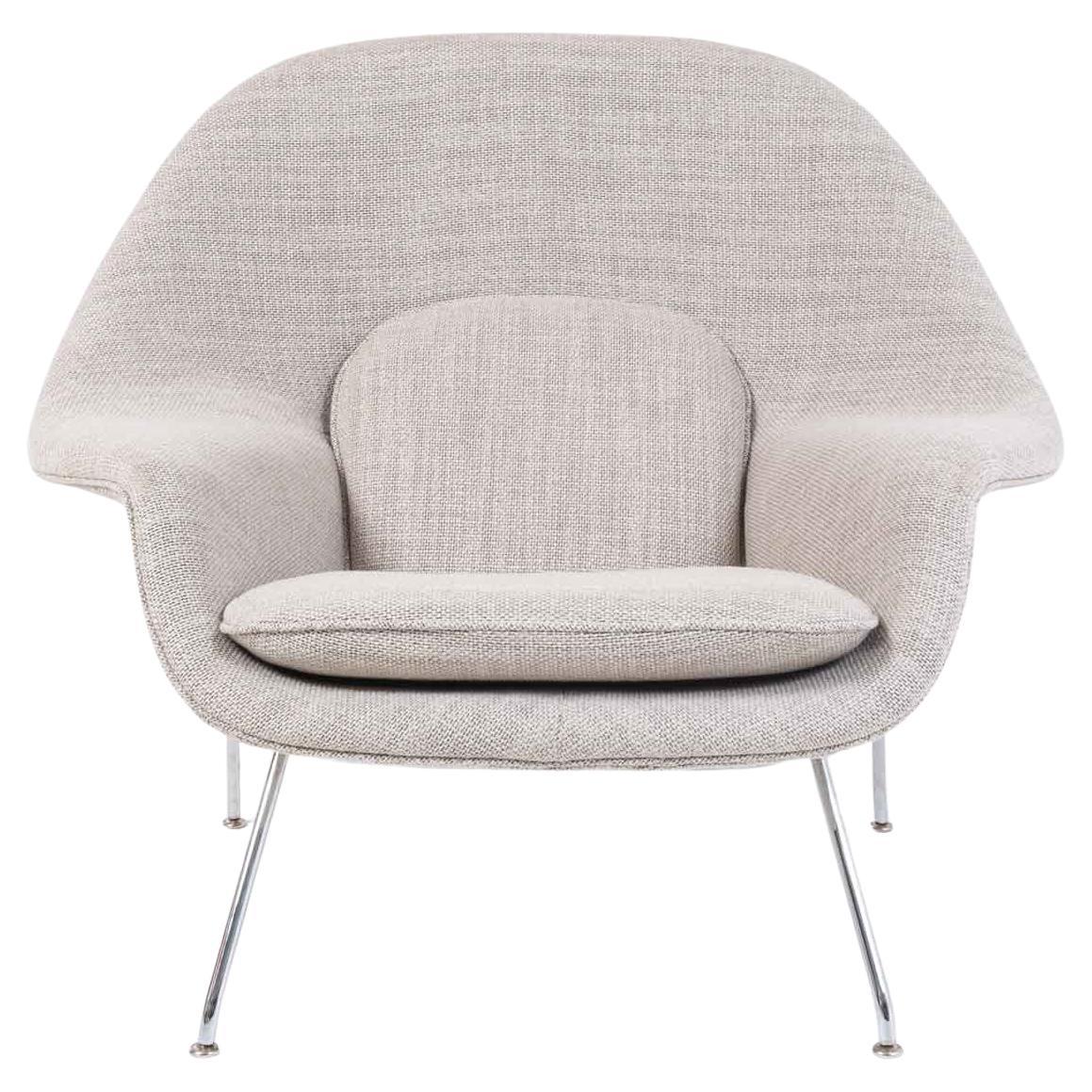Eero Saarinen for Knoll Large Womb Chair in Salt and Pepper Boucle For Sale