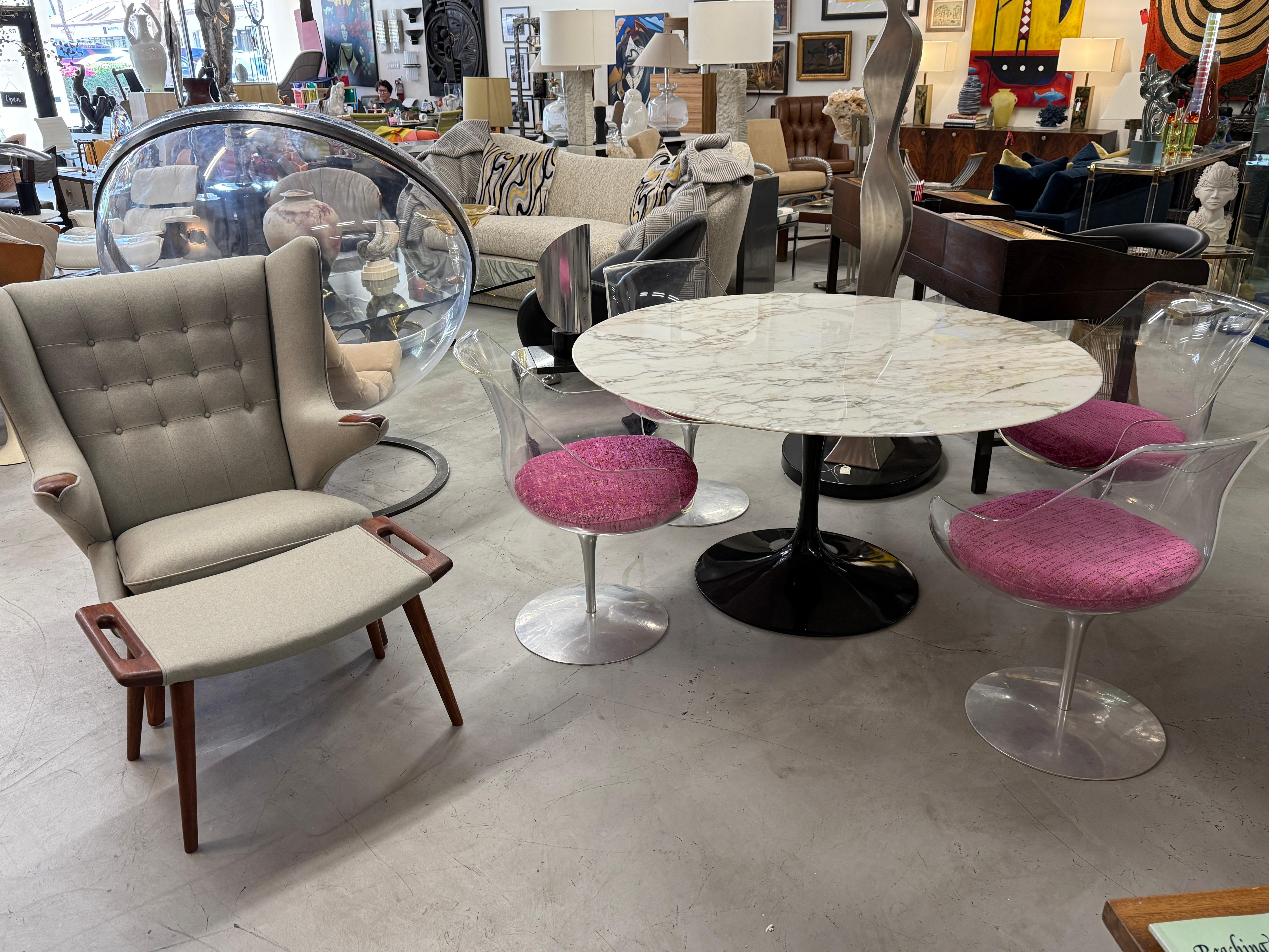 Eero Saarinen for Knoll Marble Pedestal Tulip Dining Table en venta 7