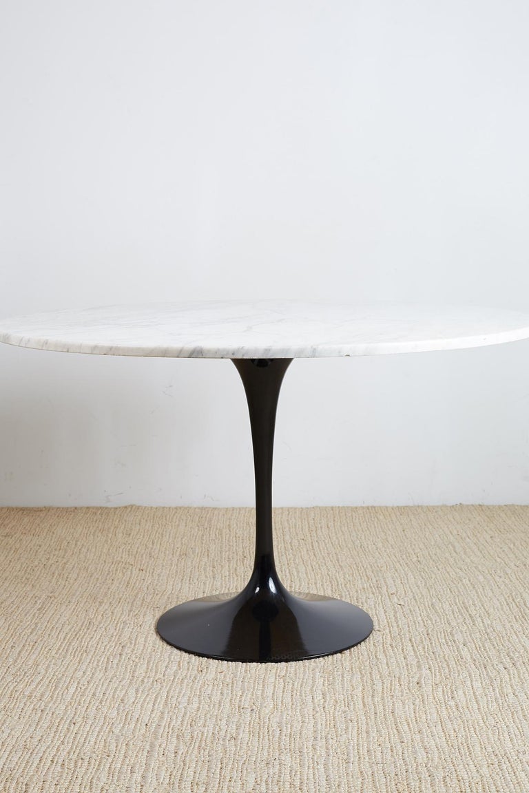 Eero Saarinen for Knoll MarbleTop Tulip Table For Sale at 1stDibs
