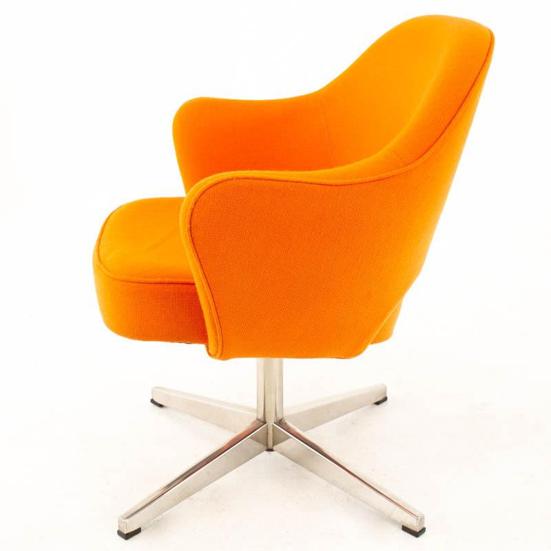 Eero Saarinen for Knoll MCM Orange Tweed Executive Office Dining Chairs, 6 In Good Condition In Countryside, IL