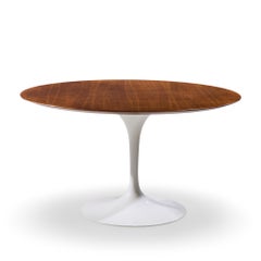 Eero Saarinen für Knoll Mid Century 54 Zoll Nussbaum Tulip Esstisch