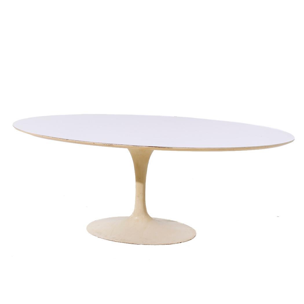 Mid-Century Modern Eero Saarinen for Knoll Mid Century 78 Inch Oval Tulip Dining Table en vente
