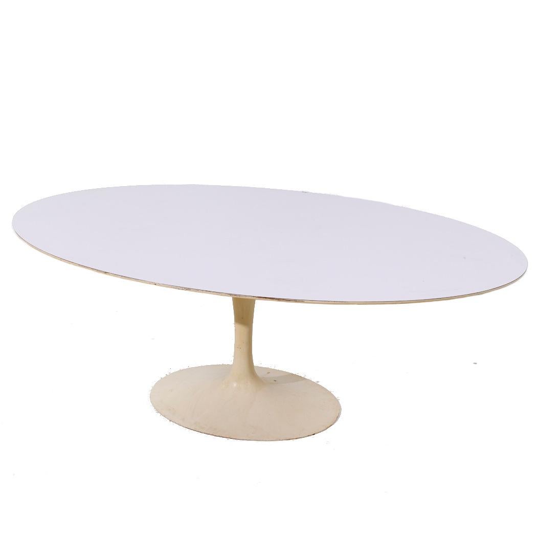 Américain Eero Saarinen for Knoll Mid Century 78 Inch Oval Tulip Dining Table en vente