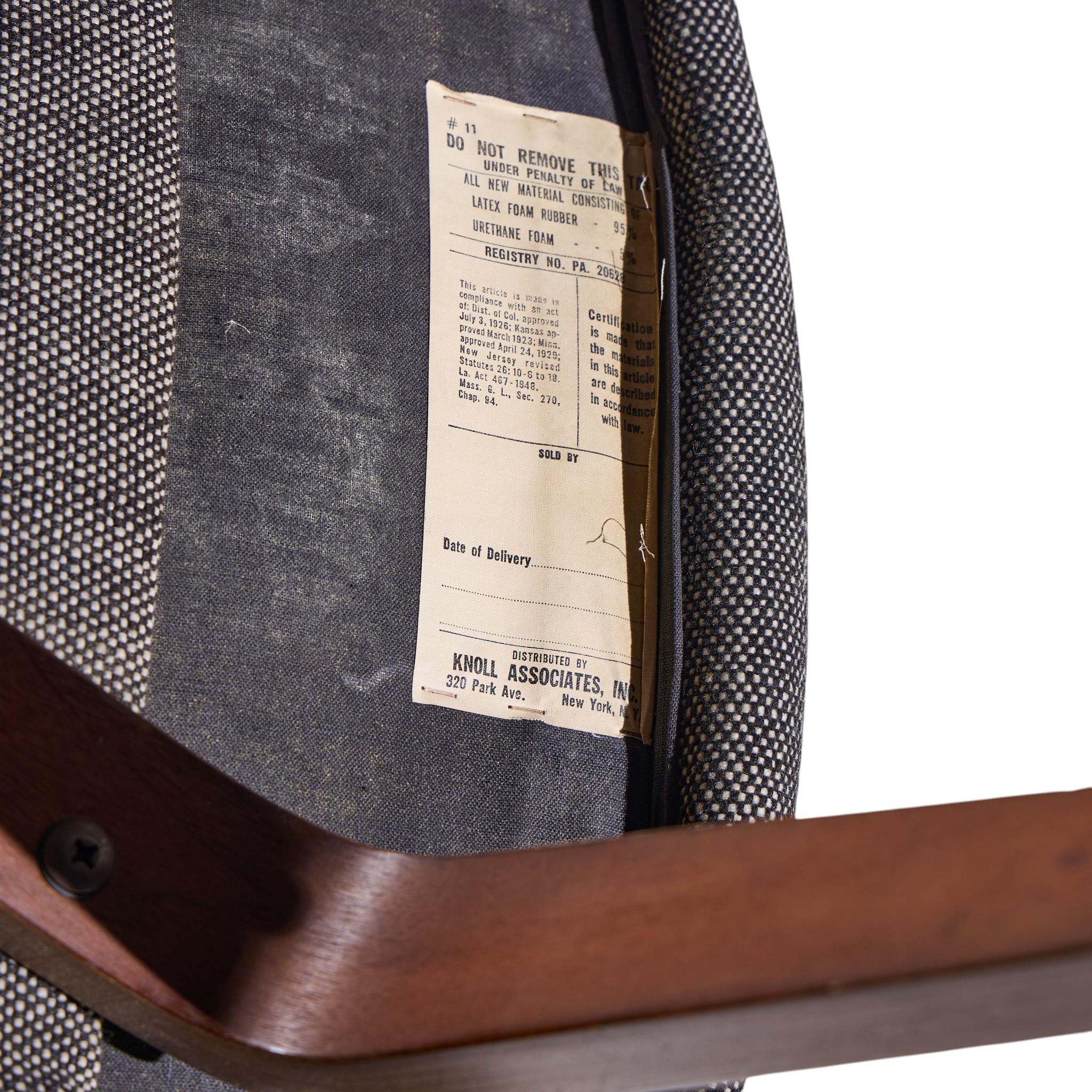 Eero Saarinen per Knoll - Sedie da pranzo direzionali in bengala del Mid Century - Coppia in vendita 6