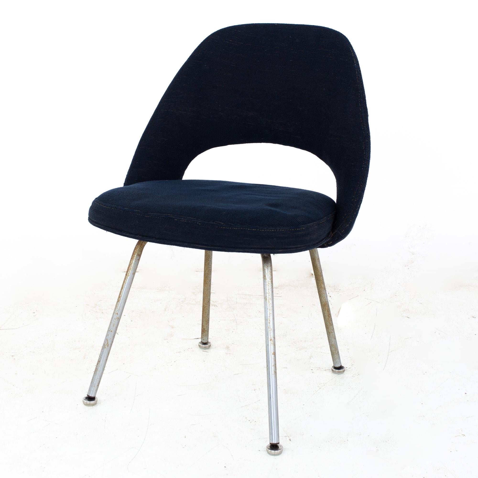 Eero Saarinen for Knoll Mid Century Executive Dining Chairs - Set of 6 5
