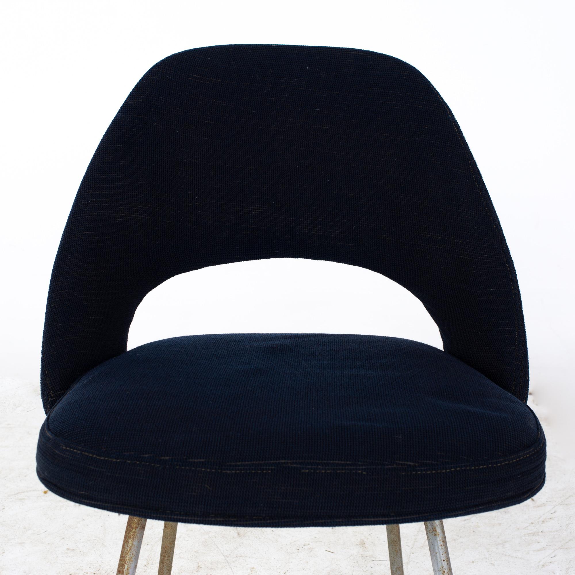 Eero Saarinen for Knoll Mid Century Executive Dining Chairs - Set of 6 9