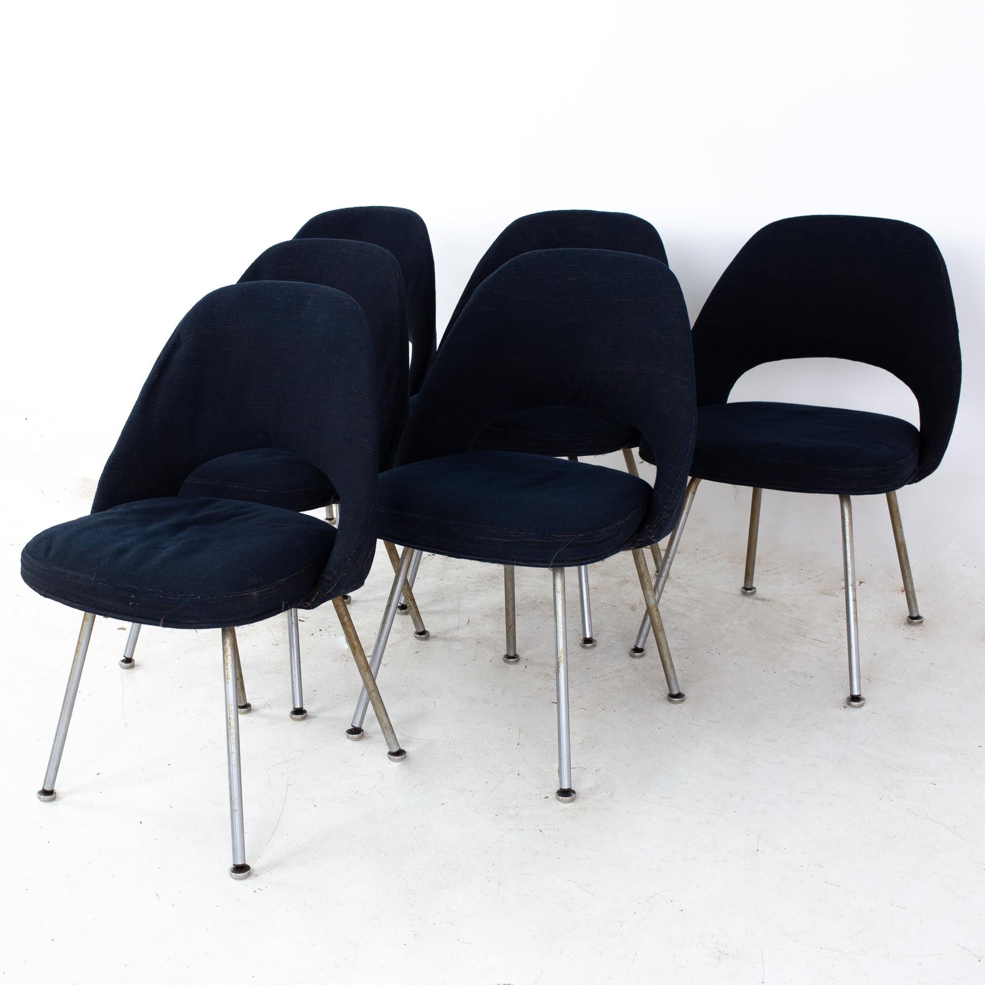 Mid-Century Modern Eero Saarinen for Knoll Mid Century Executive Dining Chairs - Set of 6