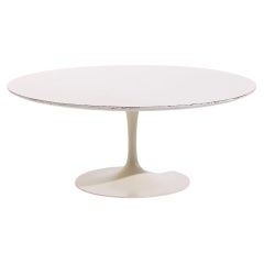 Eero Saarinen für Knoll Mid Century Tulip 36 Zoll Couchtisch aus weißem Laminat