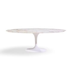 Eero Saarinen para Knoll Mid Century Tulip Mesa de comedor de mármol de 84 pulgadas