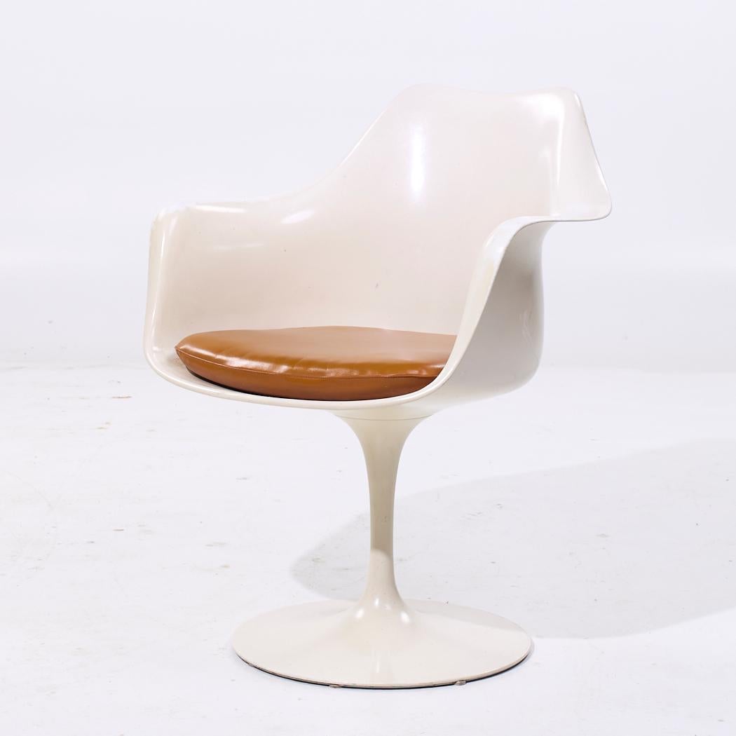 Eero Saarinen per Knoll Sedie da pranzo Tulip di metà secolo - Set di 6 in vendita 6