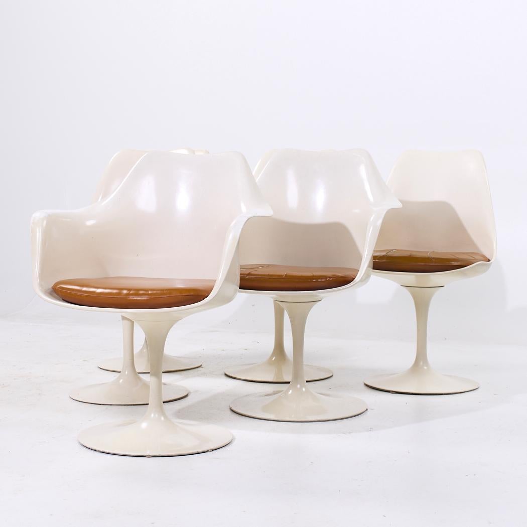 Mid-Century moderno Eero Saarinen per Knoll Sedie da pranzo Tulip di metà secolo - Set di 6 in vendita