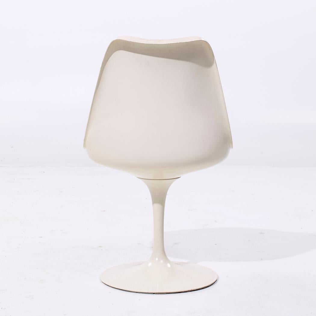 Eero Saarinen per Knoll Sedie da pranzo Tulip di metà secolo - Set di 6 in vendita 1