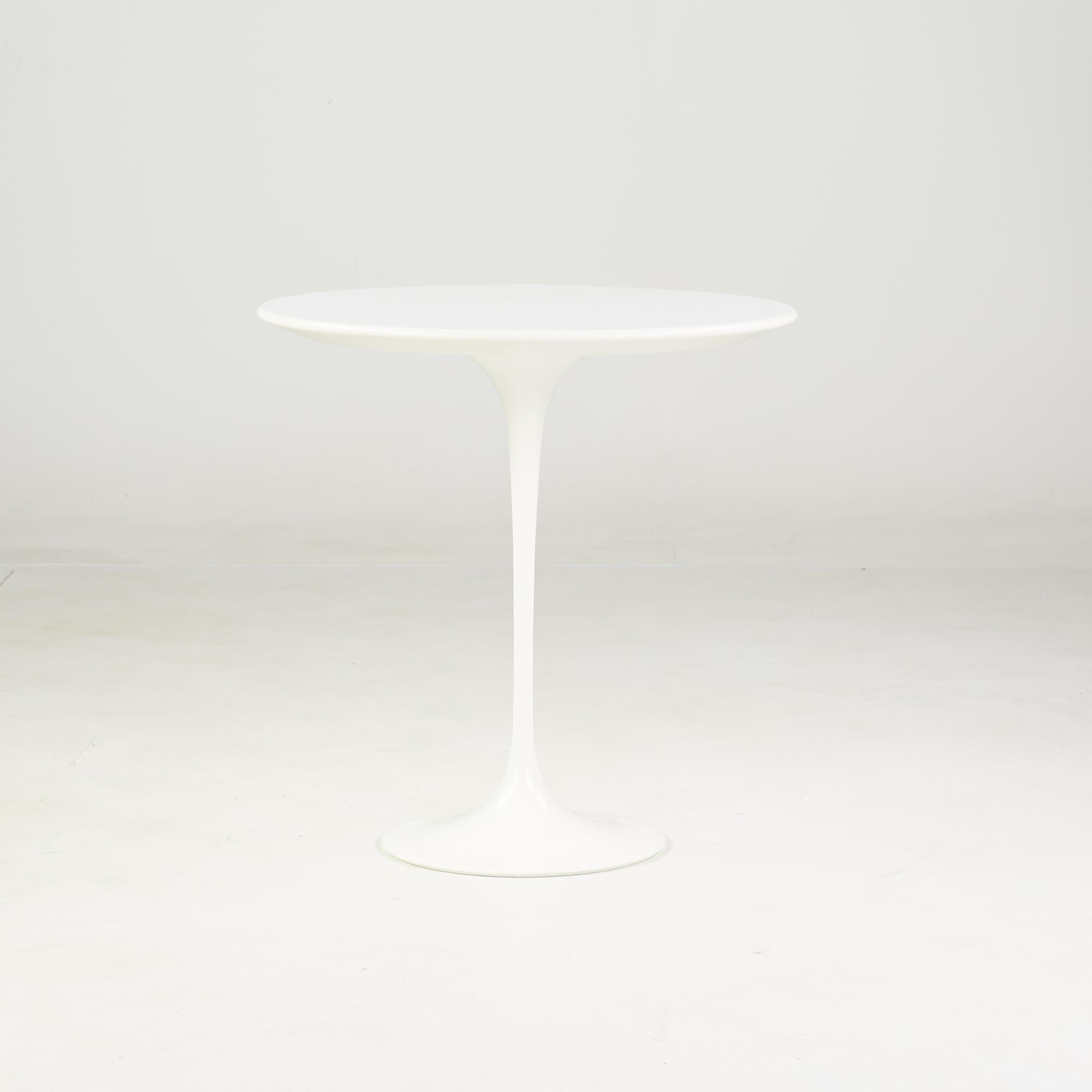 Fiberglass Eero Saarinen for Knoll Mid Century Tulip Side End Tables - Pair For Sale