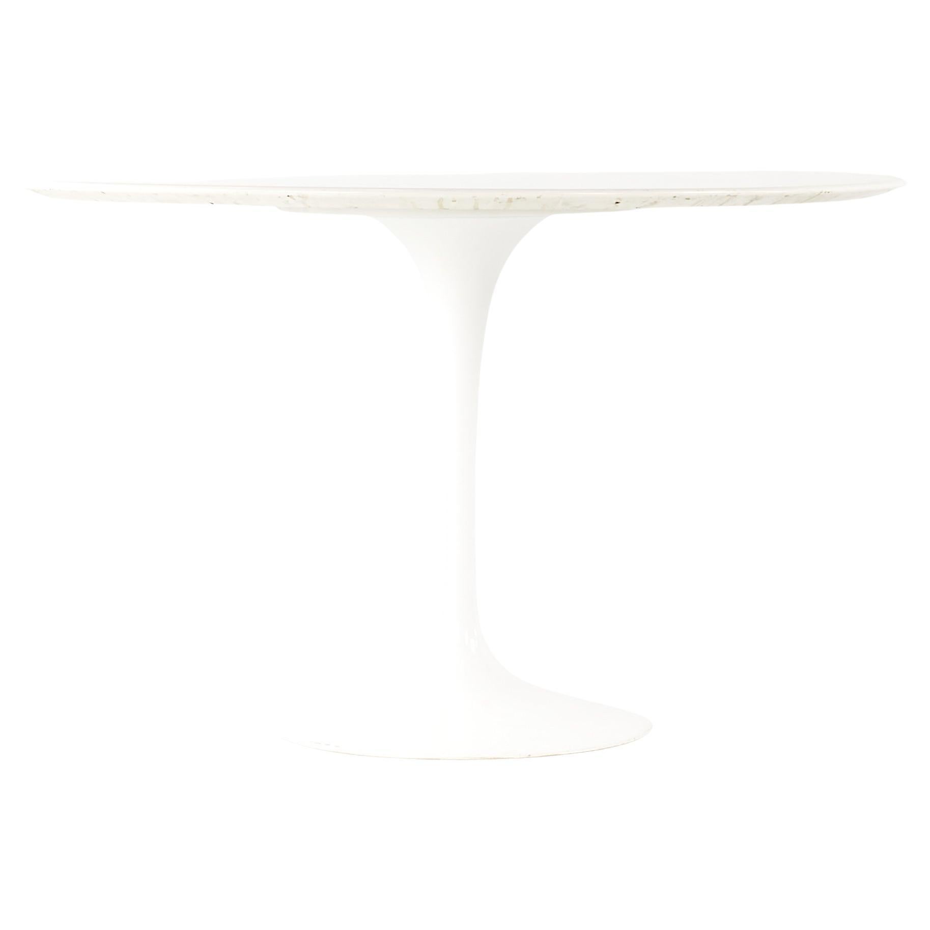 Eero Saarinen for Knoll Mid Century Tulip Table For Sale