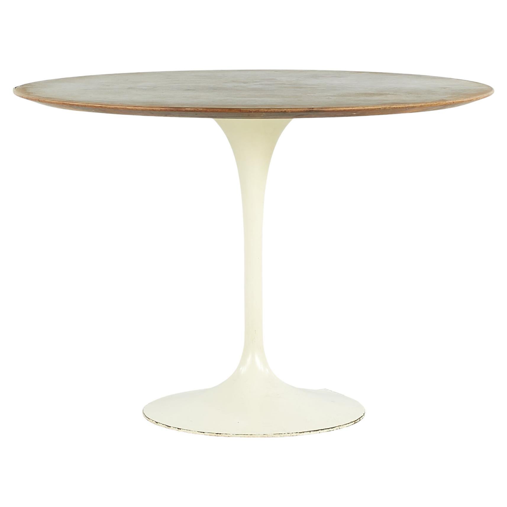 Eero Saarinen for Knoll Midcentury Walnut Tulip Dining Table