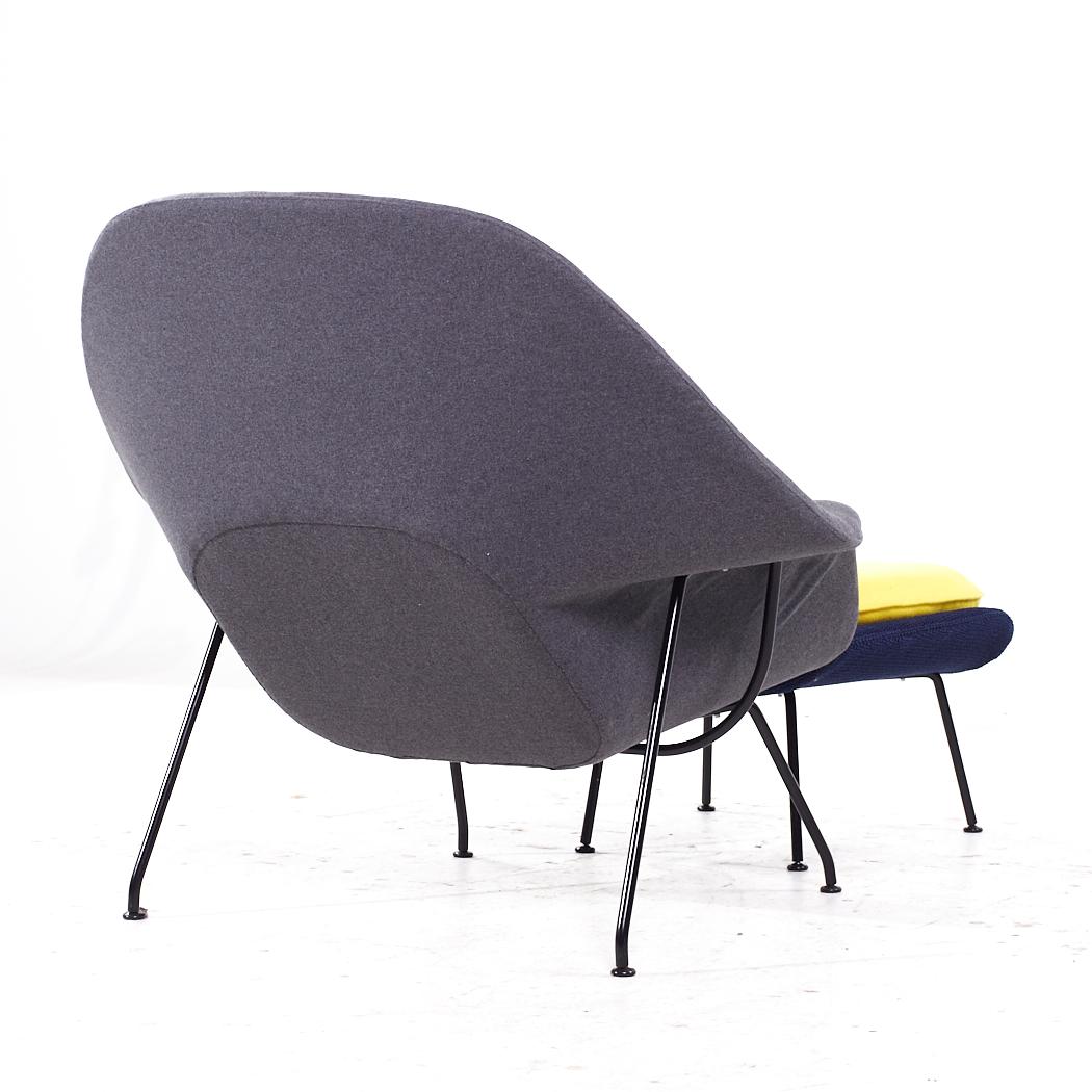 American Eero Saarinen for Knoll Mid Century Womb Chair with Ottoman For Sale