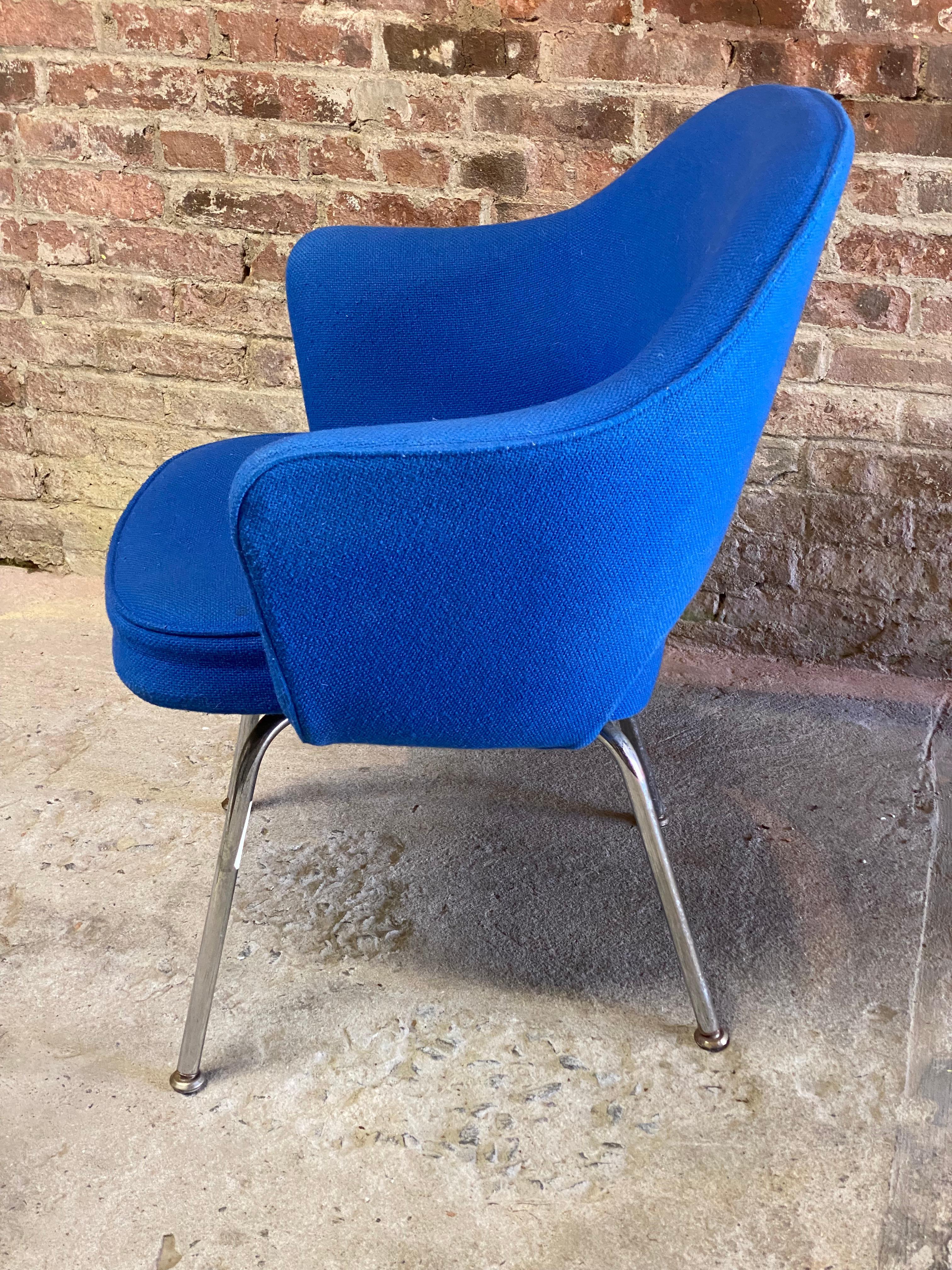 Late 20th Century Eero Saarinen for Knoll Model 71 IBM Executive Chair For Sale