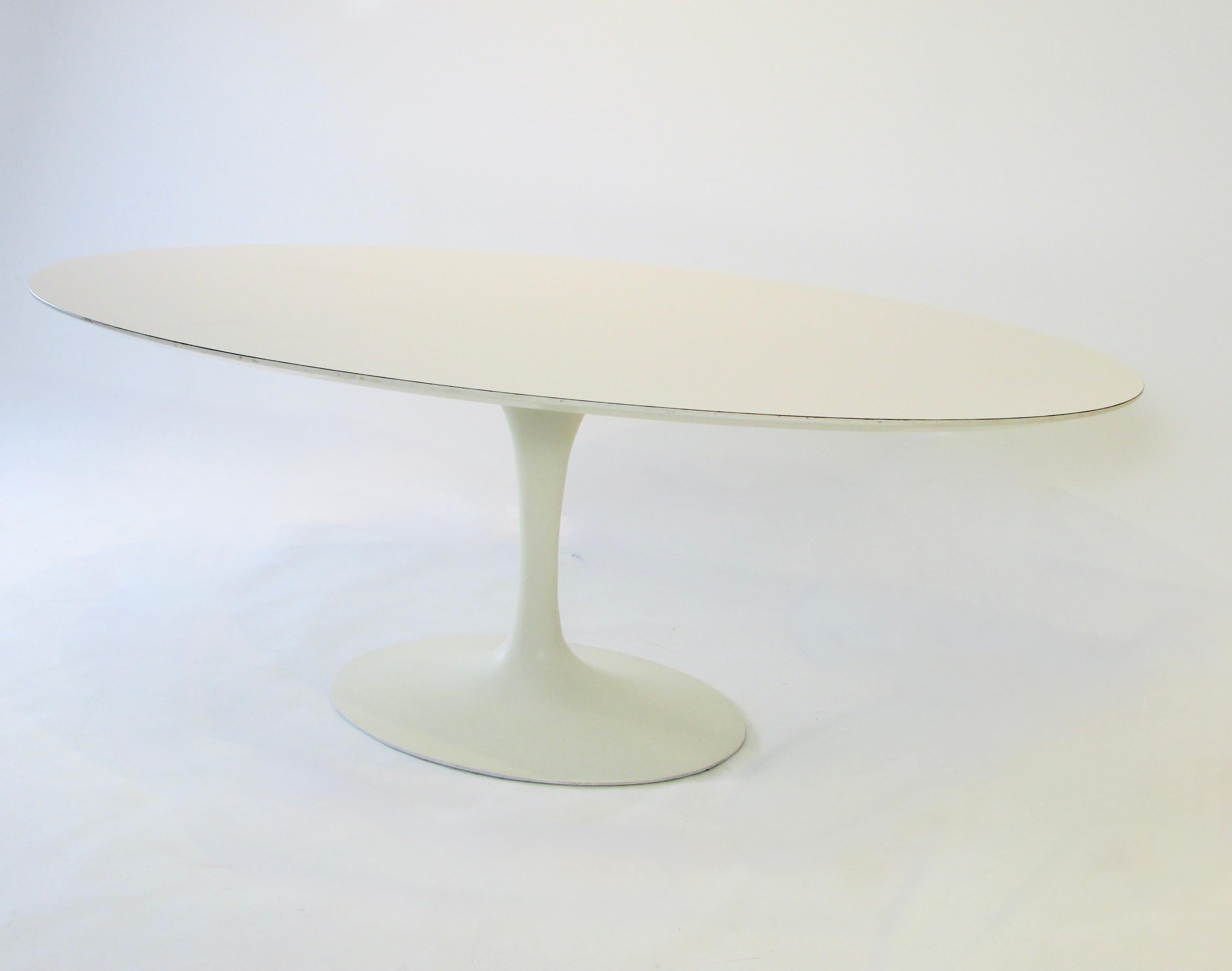 Eero Saarinen for Knoll Oval Top Tulip Dining Table Early Cast Iron Base 7