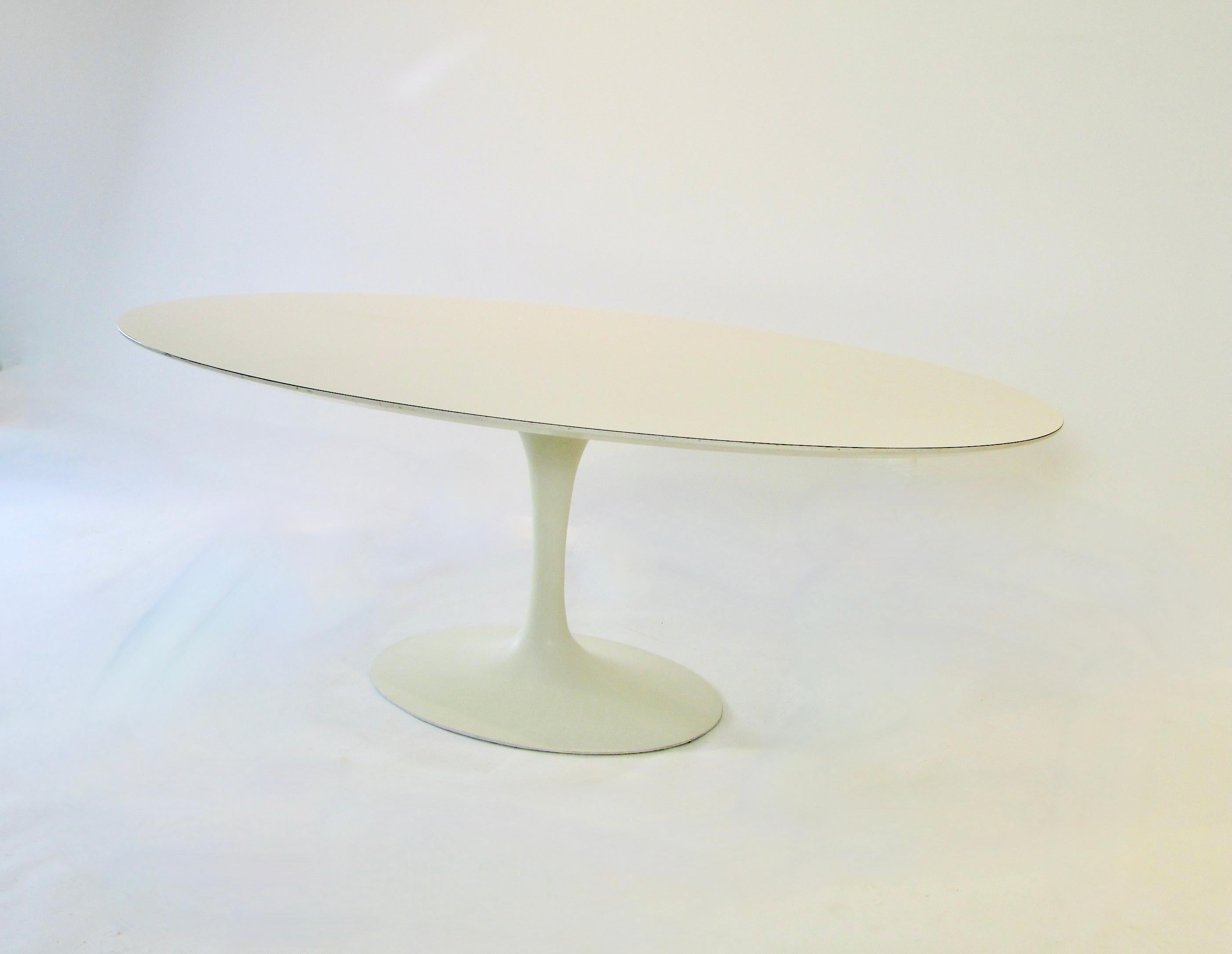 Eero Saarinen for Knoll Oval Top Tulip Dining Table Early Cast Iron Base 8