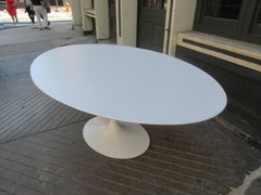Eero Saarinen for Knoll Oval Tulip Table